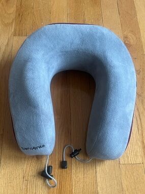 Samsonite memory foam travel neck pillow gray